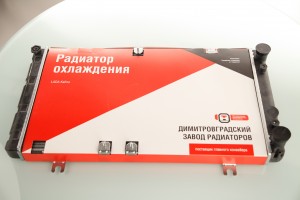 Радиатор охлаждения для ВАЗ-21082 инжектор
